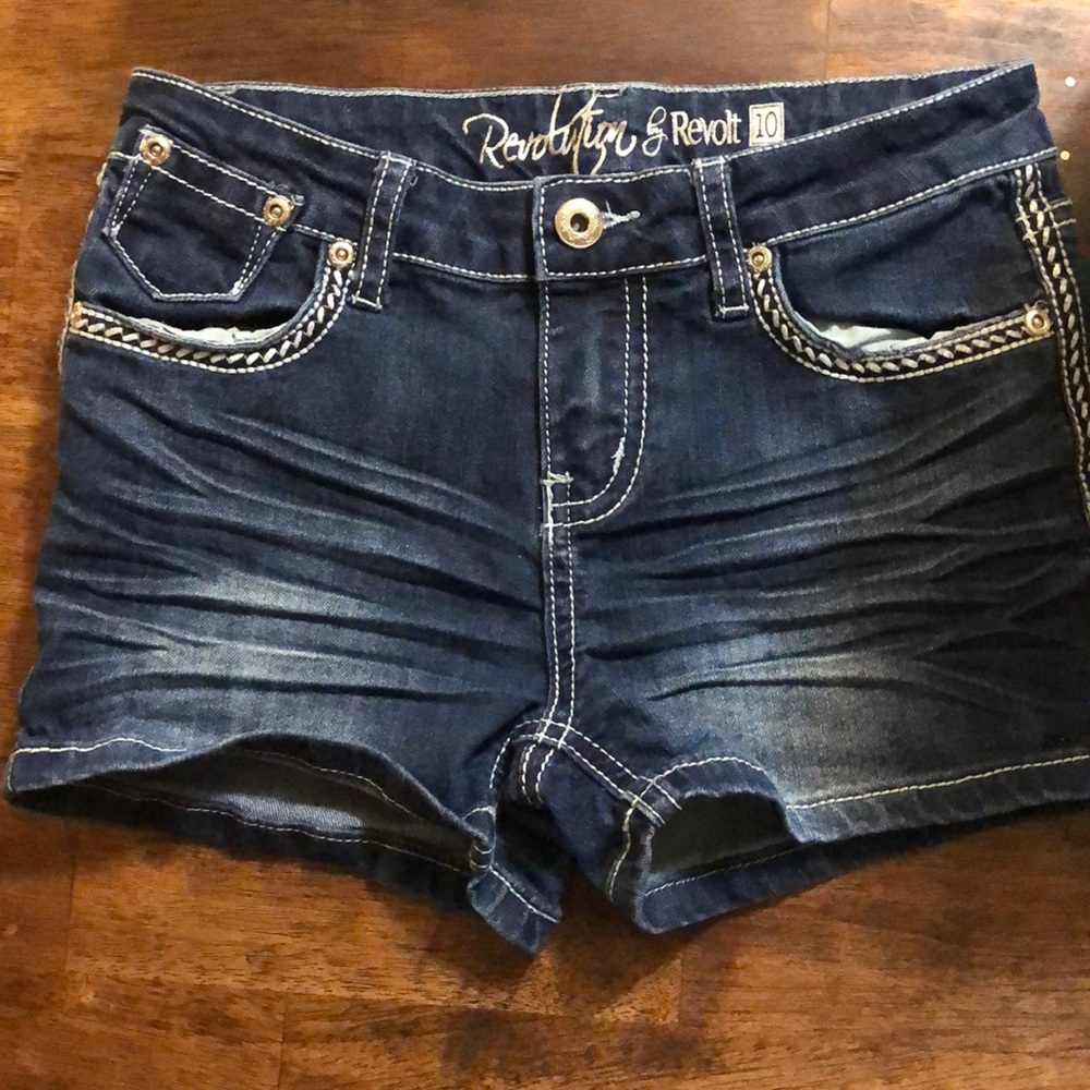 Girls revolution by revolt jean shorts size 10